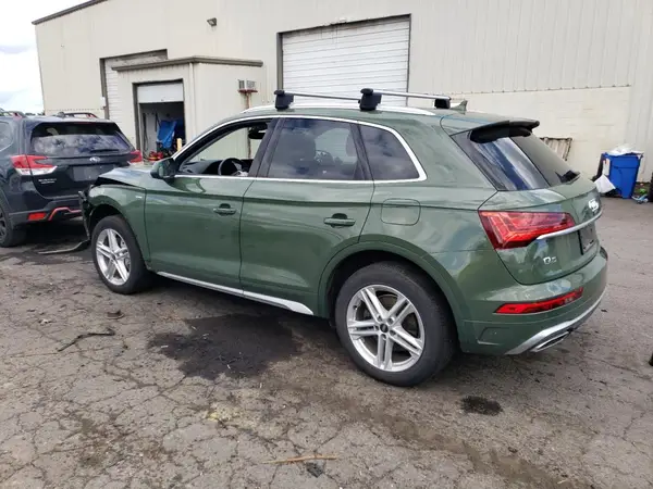 WA1E2AFY6M2039957 2021 AUDI Q5 - Image 2