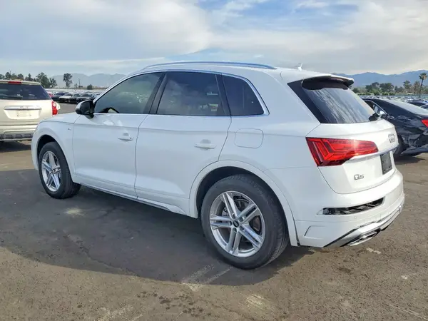 WA1E2AFY6N2015983 2022 AUDI Q5 - Image 2