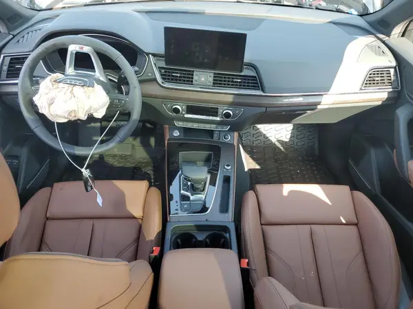 WA1E2AFY6S2025912 2025 AUDI Q5 - Image 8