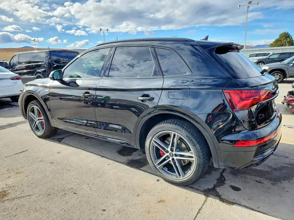 WA1E2AFY6S2030320 2025 AUDI Q5 - Image 2