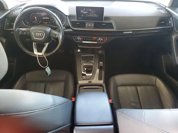 WA1E2AFY7L2065045 2020 AUDI Q5 - Image 8