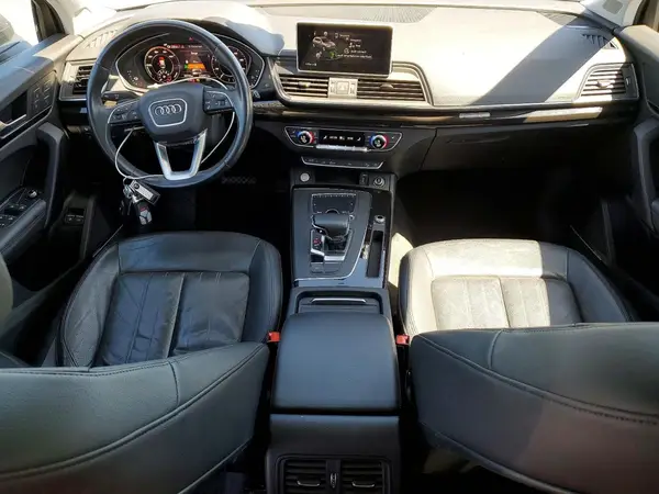 WA1E2AFY7L2076823 2020 AUDI Q5 - Image 8