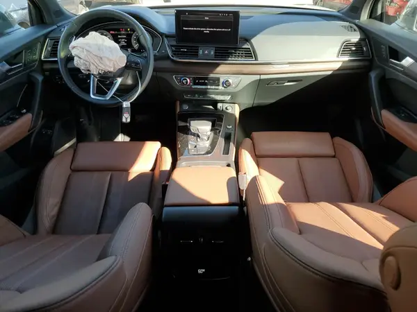 WA1E2AFY7M2100121 2021 AUDI Q5 - Image 8