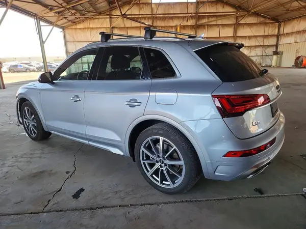 WA1E2AFY7N2011652 2022 AUDI Q5 - Image 2