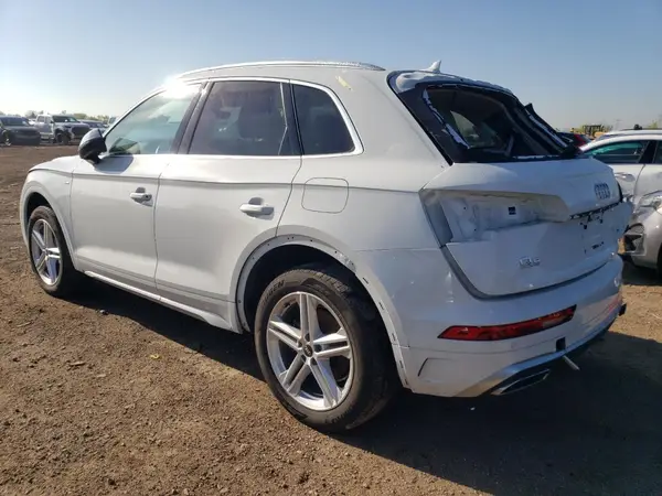 WA1E2AFY7N2080731 2022 AUDI Q5 - Image 2
