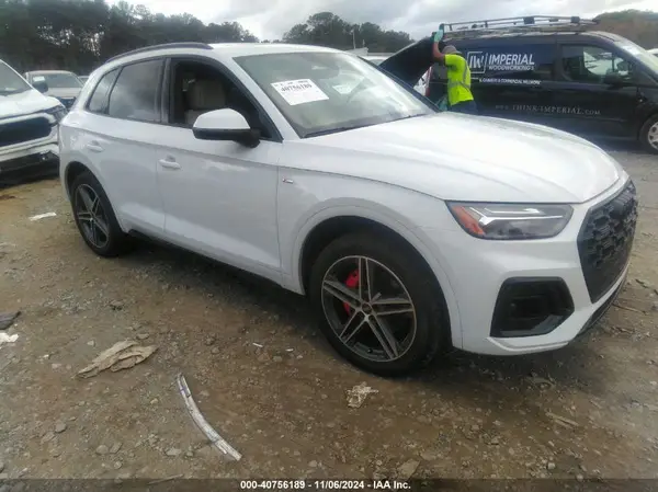 WA1E2AFY7R2015710 2024 AUDI Q5 - Image 1
