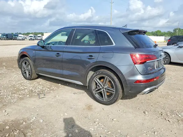 WA1E2AFY7S2015535 2025 AUDI Q5 - Image 2