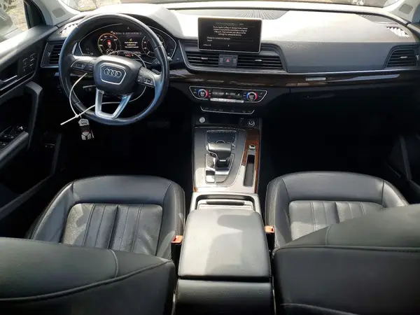 WA1E2AFY8L2065720 2020 AUDI Q5 - Image 8