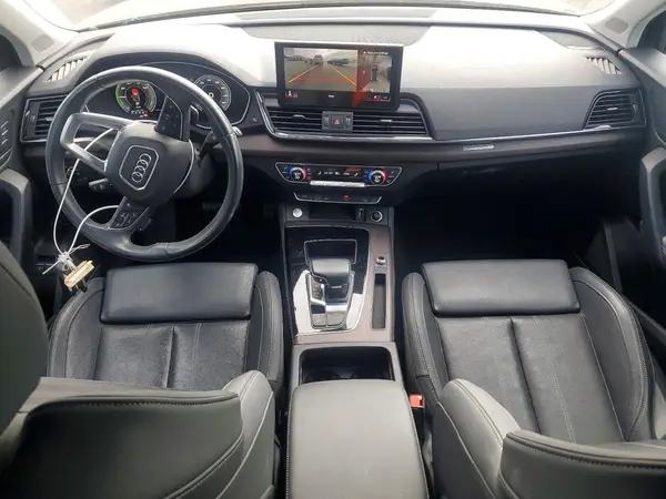 WA1E2AFY8M2035683 2021 AUDI Q5 - Image 8