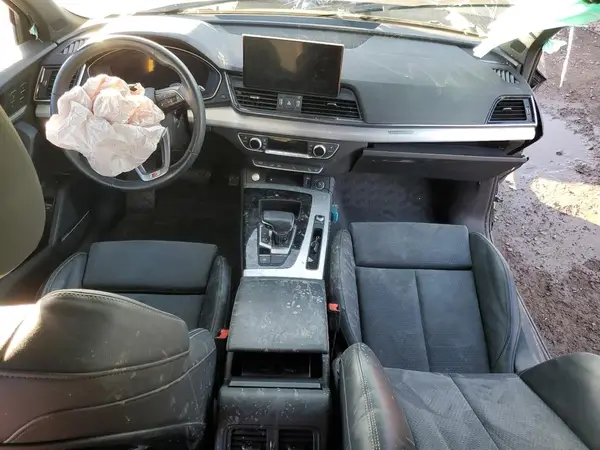 WA1E2AFY8M2105795 2021 AUDI Q5 - Image 8