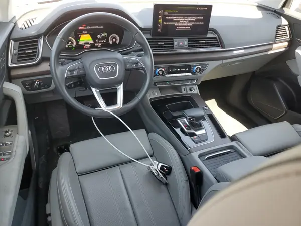 WA1E2AFY8M2107868 2021 AUDI Q5 - Image 8