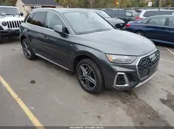 WA1E2AFY8M2130812 2021 AUDI Q5