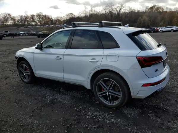 WA1E2AFY8R2024349 2024 AUDI Q5 - Image 2