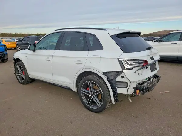 WA1E2AFY8R2032709 2024 AUDI Q5 - Image 2