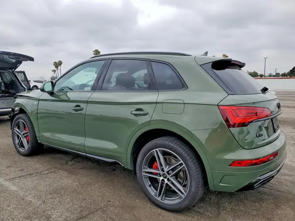 WA1E2AFY8R2079111 2024 AUDI Q5 - Image 2