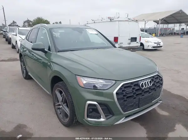 WA1E2AFY8R2095390 2024 AUDI Q5 - Image 1