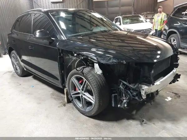 WA1E2AFY8R2134477 2024 AUDI Q5 - Image 1