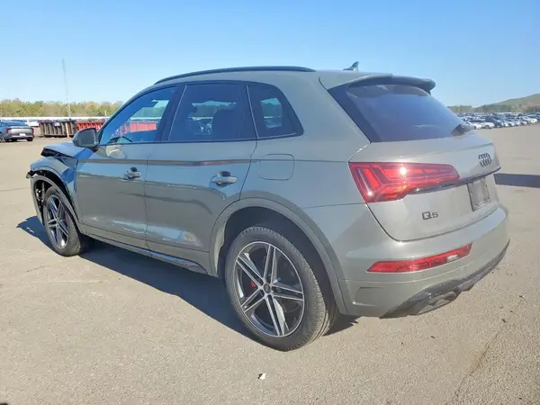 WA1E2AFY8R2137699 2024 AUDI Q5 - Image 2