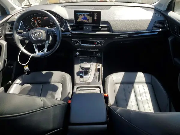 WA1E2AFY9L2066438 2020 AUDI Q5 - Image 8
