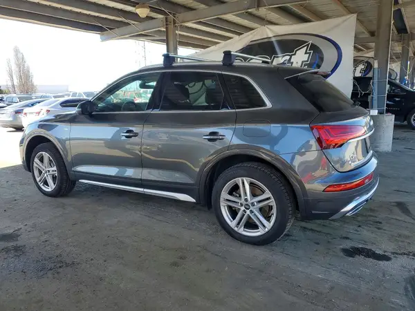 WA1E2AFY9M2083998 2021 AUDI Q5 - Image 2