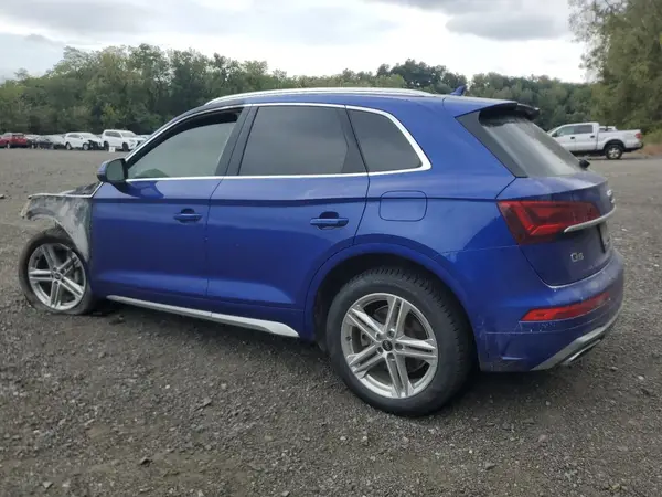 WA1E2AFY9M2135047 2021 AUDI Q5 - Image 2