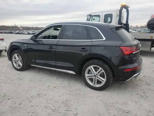 WA1E2AFY9R2015157 2024 AUDI Q5 - Image 2