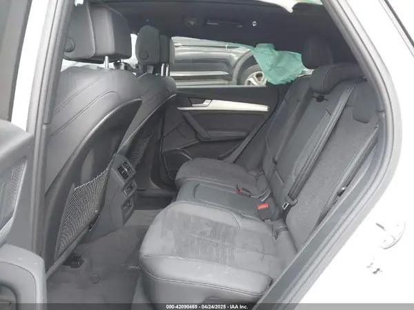 WA1E2AFY9R2092465 2024 AUDI Q5 - Image 8