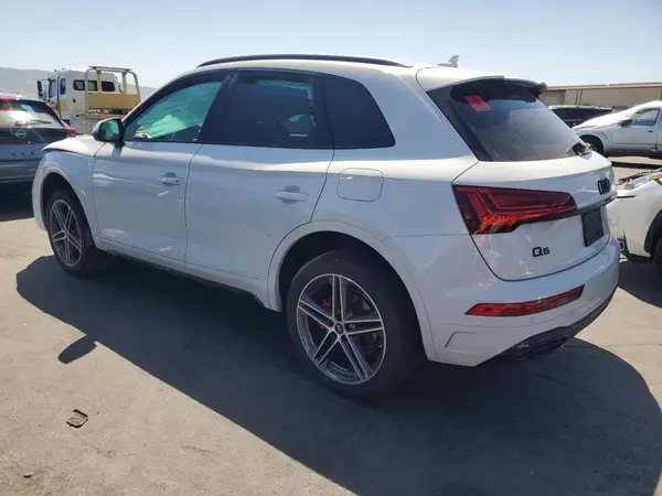 WA1E2AFY9R2112830 2024 AUDI Q5 - Image 2
