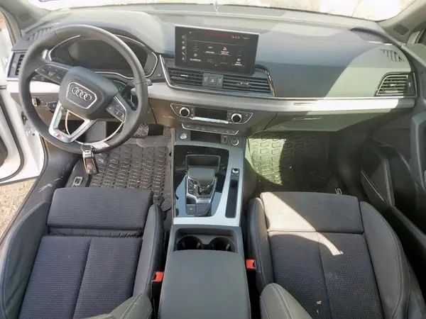 WA1E2AFY9S2037214 2025 AUDI Q5 - Image 8