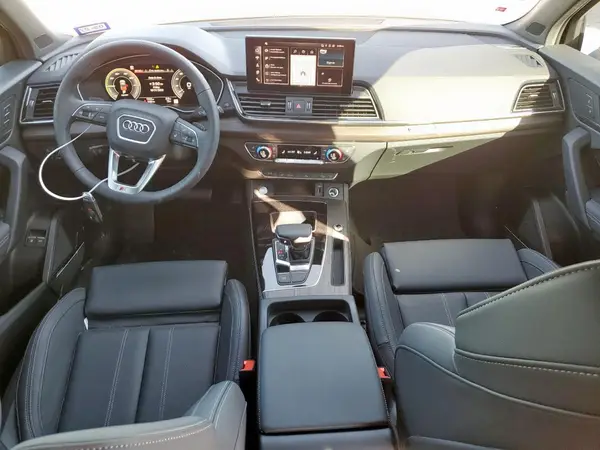 WA1E2AFY9S2060721 2025 AUDI Q5 - Image 8