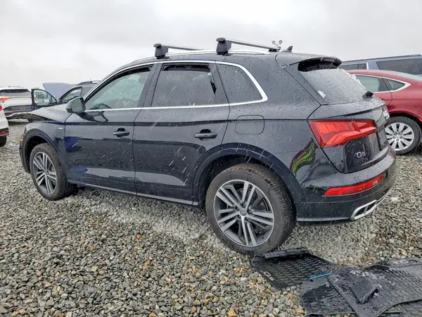 WA1E2AFYXL2049406 2020 AUDI Q5 - Image 2