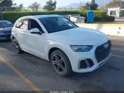 WA1E2AFYXM2043333 2021 AUDI Q5