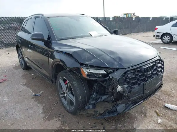 WA1E2AFYXR2017614 2024 AUDI Q5 - Image 1