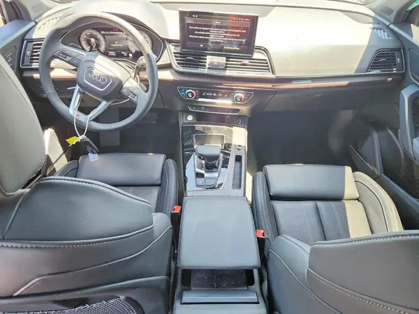 WA1E2AFYXS2010538 2025 AUDI Q5 - Image 8