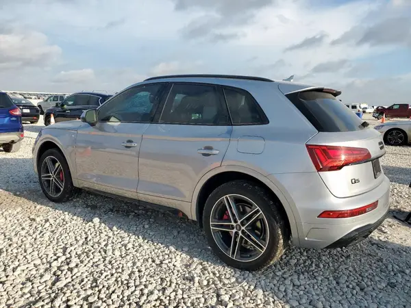 WA1E2AFYXS2033110 2025 AUDI Q5 - Image 2