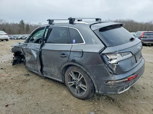 WA1E2BFY0L2062168 2020 AUDI Q5 - Image 2