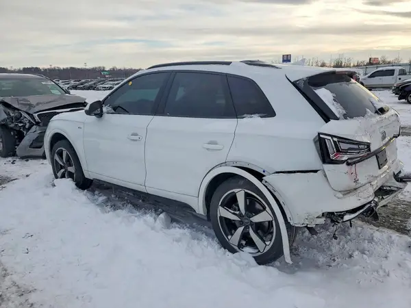 WA1EAAFY0N2043409 2022 AUDI Q5 - Image 2