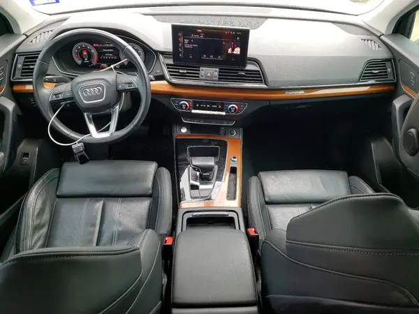 WA1EAAFY0N2049775 2022 AUDI Q5 - Image 8