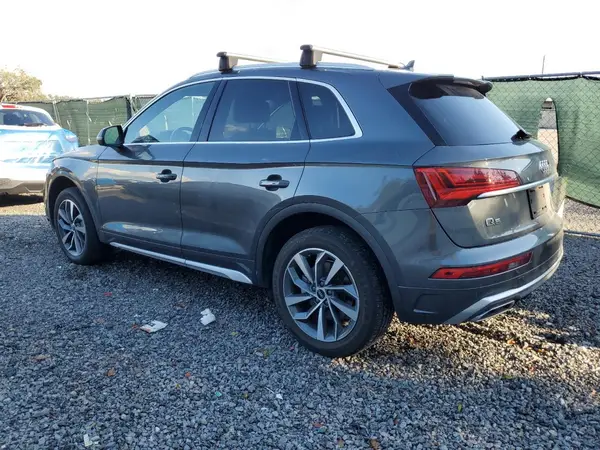 WA1EAAFY0N2074983 2022 AUDI Q5 - Image 2