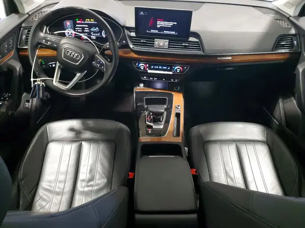 WA1EAAFY0N2075874 2022 AUDI Q5 - Image 8