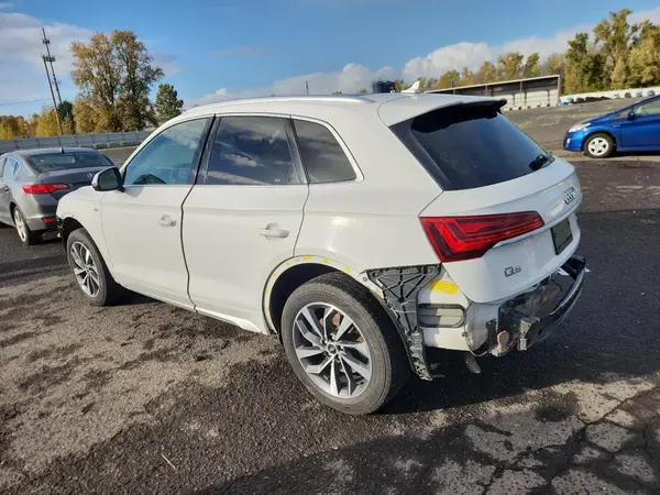 WA1EAAFY0N2080282 2022 AUDI Q5 - Image 2