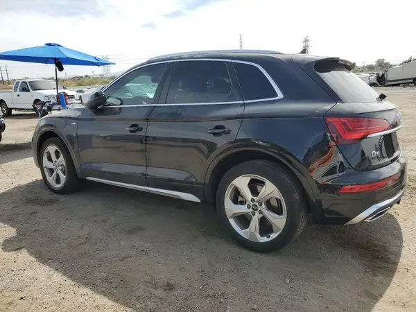 WA1EAAFY0N2105942 2022 AUDI Q5 - Image 2