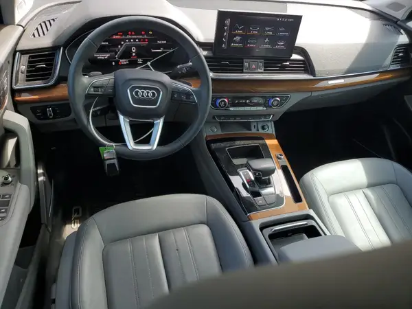 WA1EAAFY0N2105942 2022 AUDI Q5 - Image 8
