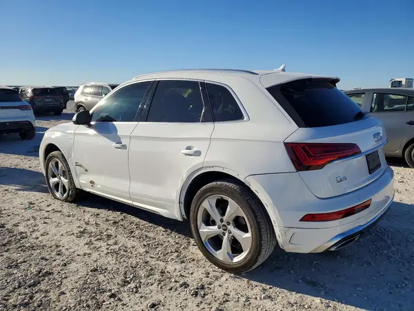 WA1EAAFY0N2133059 2022 AUDI Q5 - Image 2