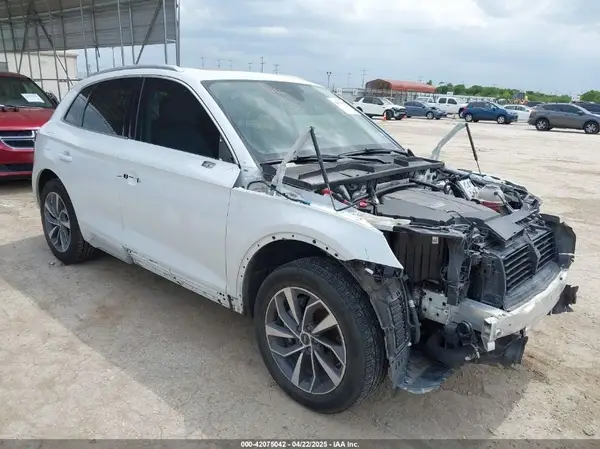 WA1EAAFY0N2133918 2022 AUDI Q5 - Image 1