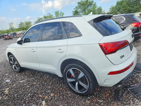 WA1EAAFY0R2048177 2024 AUDI Q5 - Image 2