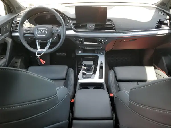 WA1EAAFY0R2070499 2024 AUDI Q5 - Image 8