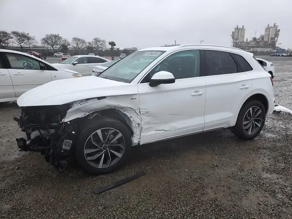 WA1EAAFY0R2074164 2024 AUDI Q5 - Image 1