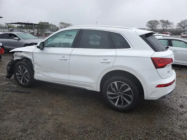 WA1EAAFY0R2074164 2024 AUDI Q5 - Image 2