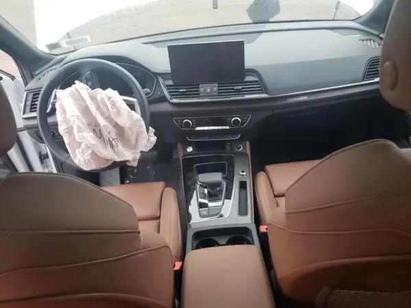 WA1EAAFY0R2083348 2024 AUDI Q5 - Image 8